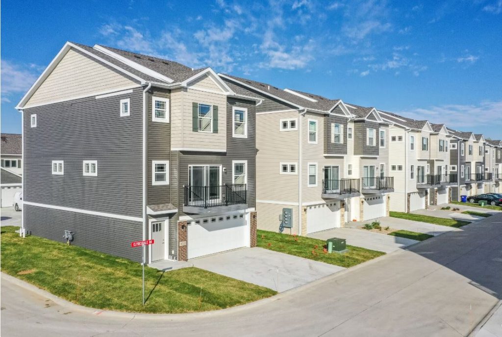 The Hunt Club Apartments